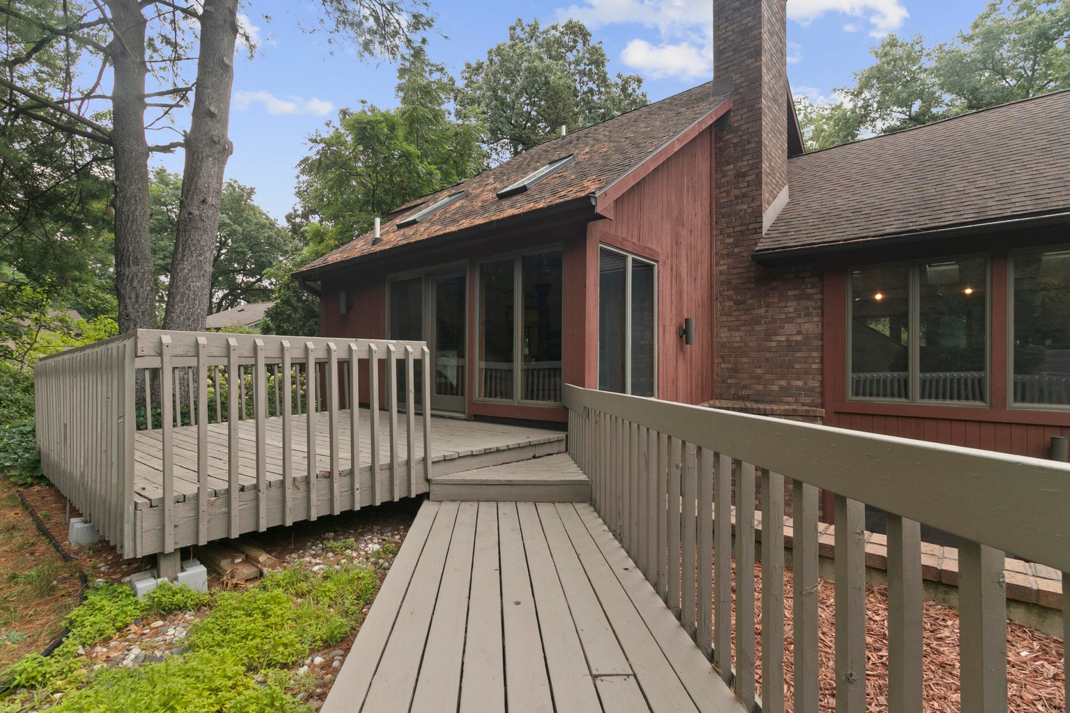 20260812183648483276000000-o outdoor decks with long walkway