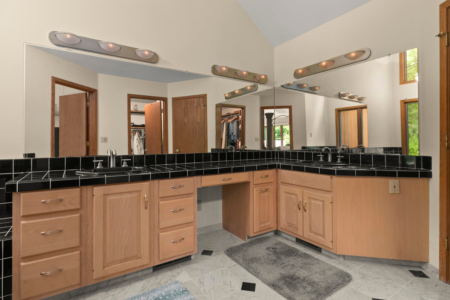 20260812184947702797000000-o cabinets and mirror
